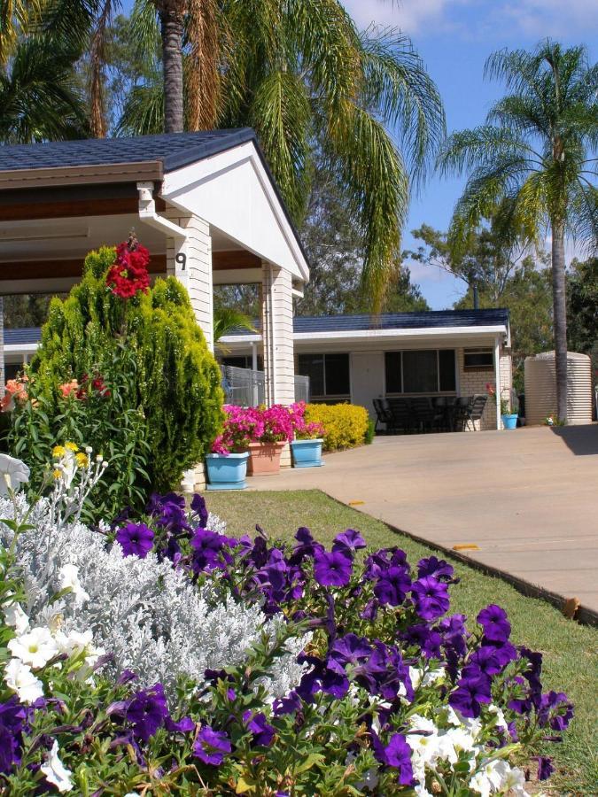 Gayndah A Motel Экстерьер фото